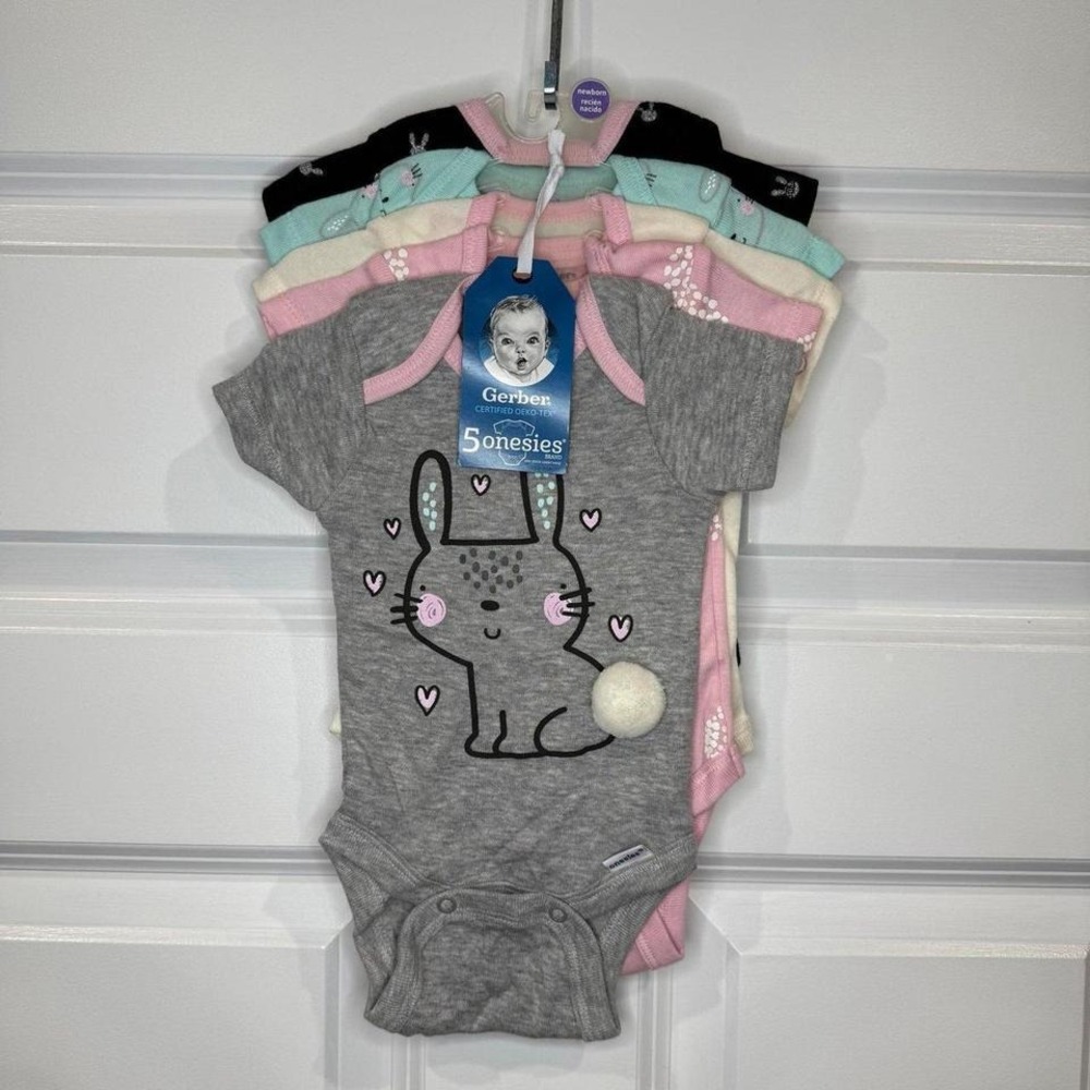 Gerbers Girls Bunny Onesie 5pk Size Newborn NWT